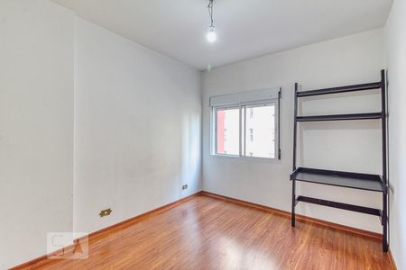 Segundo dormitório de apartamento à venda com 3 quartos, 90m² em Vila Nova Conceição, São Paulo