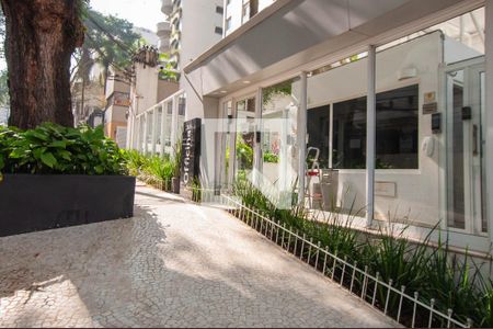 Apartamento para alugar com 100m², 1 quarto e 1 vaga Apartamento para alugar com 100m², 1 quarto e 1 vagaEntrada