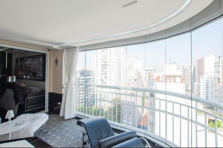 Apartamento para alugar com 100m², 1 quarto e 1 vaga Apartamento para alugar com 100m², 1 quarto e 1 vagaVaranda