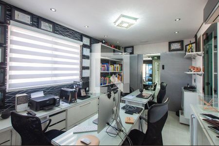 Apartamento para alugar com 100m², 1 quarto e 1 vaga Apartamento para alugar com 100m², 1 quarto e 1 vagaEscritório