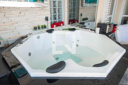 Apartamento para alugar com 100m², 1 quarto e 1 vaga Apartamento para alugar com 100m², 1 quarto e 1 vagaVaranda