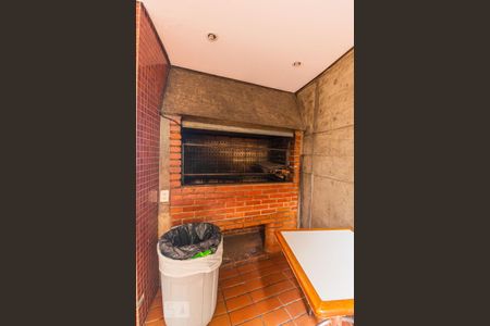 Apartamento para alugar com 77m², 2 quartos e 1 vagaÁrea comum - Churrasqueira