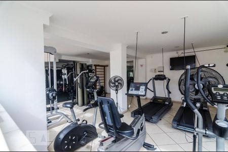 Apartamento para alugar com 60m², 2 quartos e 2 vagas Apartamento para alugar com 60m², 2 quartos e 2 vagasÁrea comum - Academia