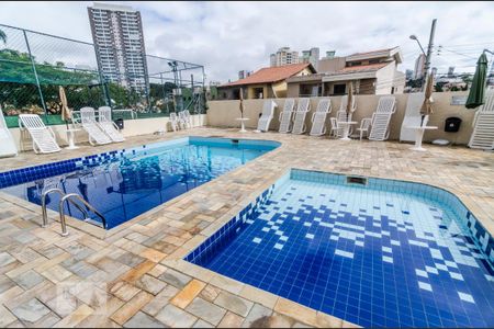 Apartamento para alugar com 60m², 2 quartos e 2 vagas Apartamento para alugar com 60m², 2 quartos e 2 vagasÁrea comum - Piscina