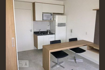 Sala / Cozinha de kitnet/studio para alugar com 1 quarto, 26m² em Tatuapé, São Paulo