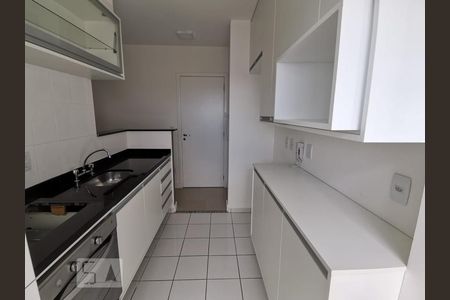 Cozinha de apartamento à venda com 2 quartos, 54m² em Vila Andrade, São Paulo