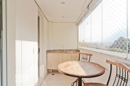 Varanda de apartamento à venda com 3 quartos, 63m² em Vila Amélia, São Paulo