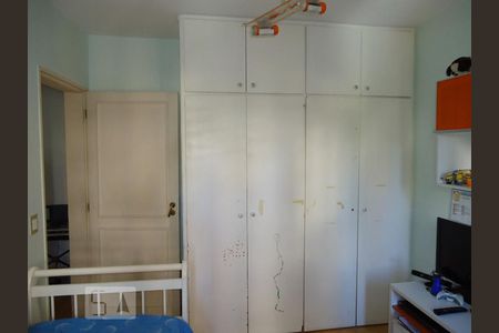 Apartamento à venda com 105m², 3 quartos e 2 vagasQuarto