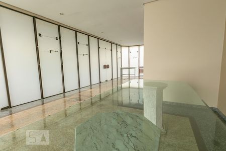 Apartamento à venda com 154m², 3 quartos e 3 vagasÁrea comum - Salão de festas