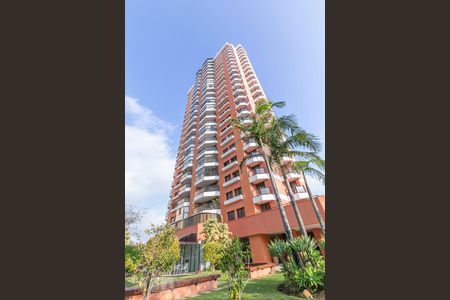 Apartamento à venda com 154m², 3 quartos e 3 vagasFachada