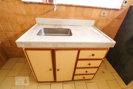 Cozinha de apartamento à venda com 1 quarto, 38m² em Setor Leste Universitário, Goiânia