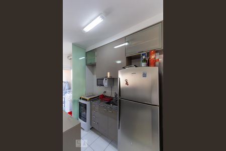 Cozinha de apartamento para alugar com 1 quarto, 46m² em Fazenda Morumbi, São Paulo