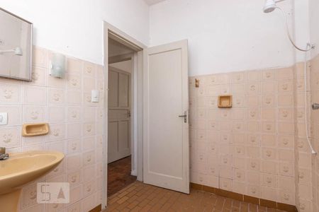 Apartamento para alugar com 70m², 2 quartos e sem vagaBanheiro 