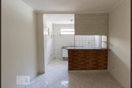 Casa para alugar com 71m², 1 quarto e 1 vagaSala