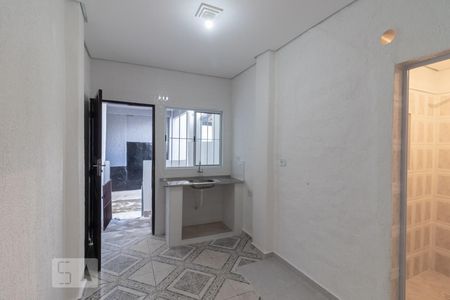 Cozinha de casa de condomínio para alugar com 1 quarto, 43m² em Vila Ré, São Paulo