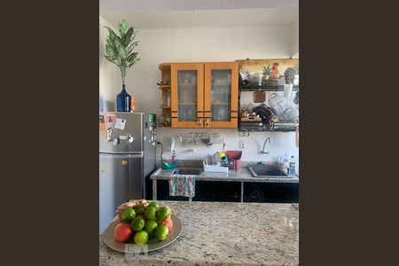 Apartamento à venda com 2 quartos, 68m² em São João, Porto Alegre