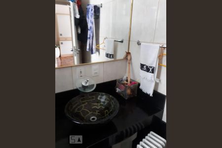 Apartamento à venda com 2 quartos, 68m² em São João, Porto Alegre