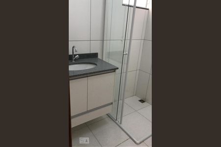 Banheiro de apartamento para alugar com 1 quarto, 42m² em Butantã, São Paulo