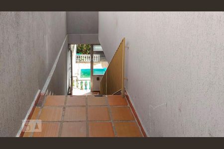 Casa à venda com 250m², 3 quartos e 6 vagas Casa à venda com 250m², 3 quartos e 6 vagasAcesso Garagem