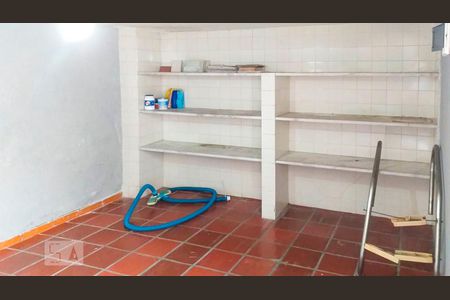 Casa à venda com 250m², 3 quartos e 6 vagas Casa à venda com 250m², 3 quartos e 6 vagasDespensa