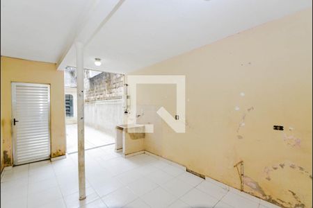 Casa à venda com 137m², 2 quartos e 1 vagaÁrea de Serviço