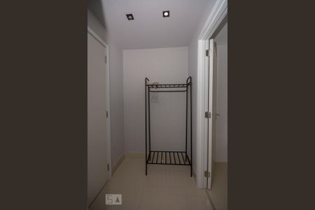Apartamento para alugar com 80m², 2 quartos e 1 vaga Apartamento para alugar com 80m², 2 quartos e 1 vagaSuíte