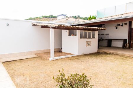 Quintal de casa de condomínio para alugar com 3 quartos, 360m² em Paquetá, Belo Horizonte