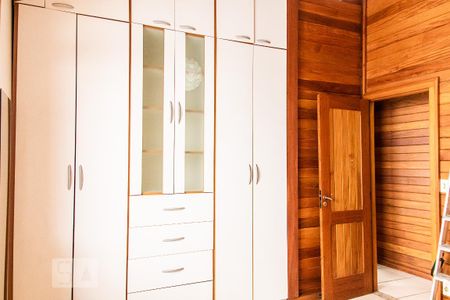 Quarto 1 de casa de condomínio para alugar com 3 quartos, 360m² em Paquetá, Belo Horizonte