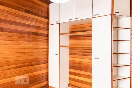 Quarto 2 de casa de condomínio para alugar com 3 quartos, 360m² em Paquetá, Belo Horizonte