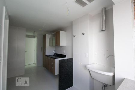 Apartamento à venda com 98m², 3 quartos e 1 vagaÁrea de Serviço