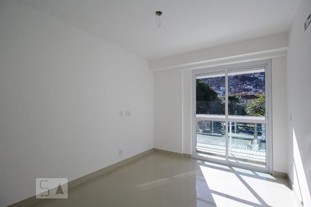 Apartamento à venda com 98m², 3 quartos e 1 vagaSuite
