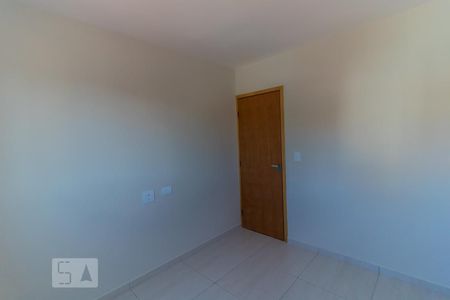 Quarto 2 de apartamento para alugar com 2 quartos, 45m² em Vila São Geraldo, São Paulo
