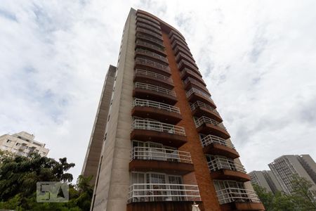 Apartamento à venda com 50m², 1 quarto e 2 vagasFachada