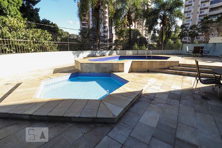 Apartamento para alugar com 160m², 4 quartos e 2 vagasPiscina