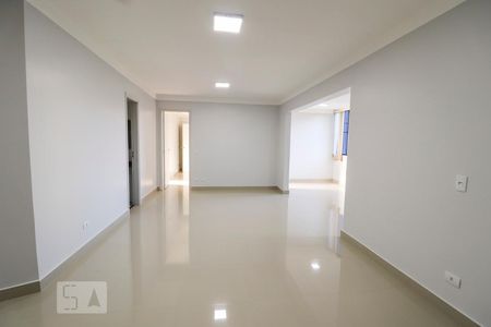 Apartamento para alugar com 160m², 4 quartos e 2 vagasSala