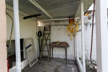 Casa à venda com 300m², 2 quartos e 2 vagasÁrea Externa