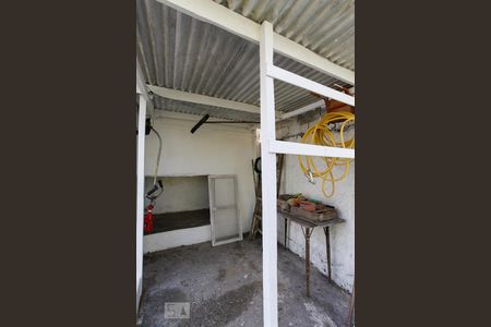 Casa à venda com 300m², 2 quartos e 2 vagasÁrea Externa