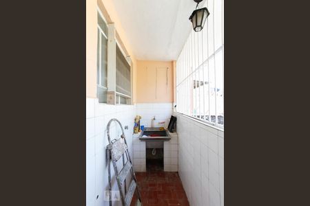 Casa à venda com 300m², 2 quartos e 2 vagasÁrea de Serviço