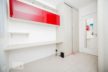 Quarto 2 de apartamento para alugar com 2 quartos, 56m² em Centro, Niterói