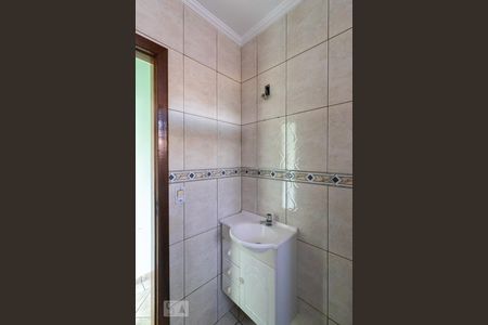 Casa para alugar com 142m², 3 quartos e 3 vagasBanheiro 2