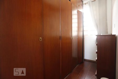 Apartamento à venda com 73m², 2 quartos e 1 vagaCloset Quarto 2