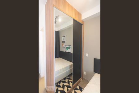 Sala/Quarto de apartamento à venda com 1 quarto, 29m² em Vila Cordeiro, São Paulo