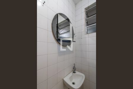 Banheiro de casa para alugar com 1 quarto, 35m² em Jardim Munhoz, Guarulhos