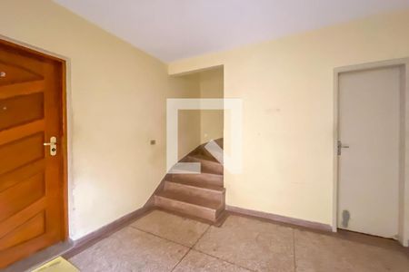 Apartamento para alugar com 99m², 2 quartos e 1 vagaHall de entrada