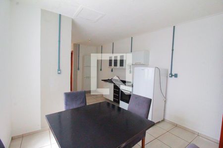 Sala/Cozinha de apartamento para alugar com 2 quartos, 42m² em Marechal Rondon, Canoas