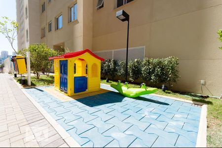 Apartamento à venda com 40m², 2 quartos e sem vagaÁrea comum