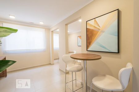 Apartamento à venda com 40m², 2 quartos e sem vagaÁrea comum