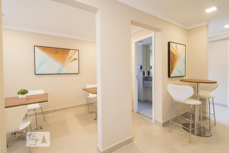 Apartamento à venda com 40m², 2 quartos e sem vagaÁrea comum