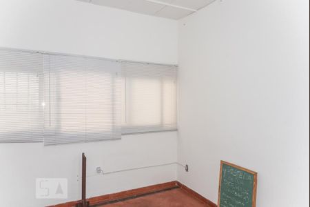 Casa à venda com 235m², 4 quartos e 1 vagaQuarto externo 2