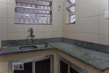 Casa à venda com 235m², 4 quartos e 1 vagaCozinha 